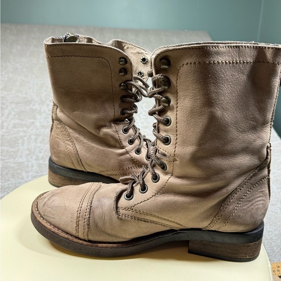 Steve Madden Munch Military Leather Lace up Moto Boot Womens Size 9 - Picture 7 of 10